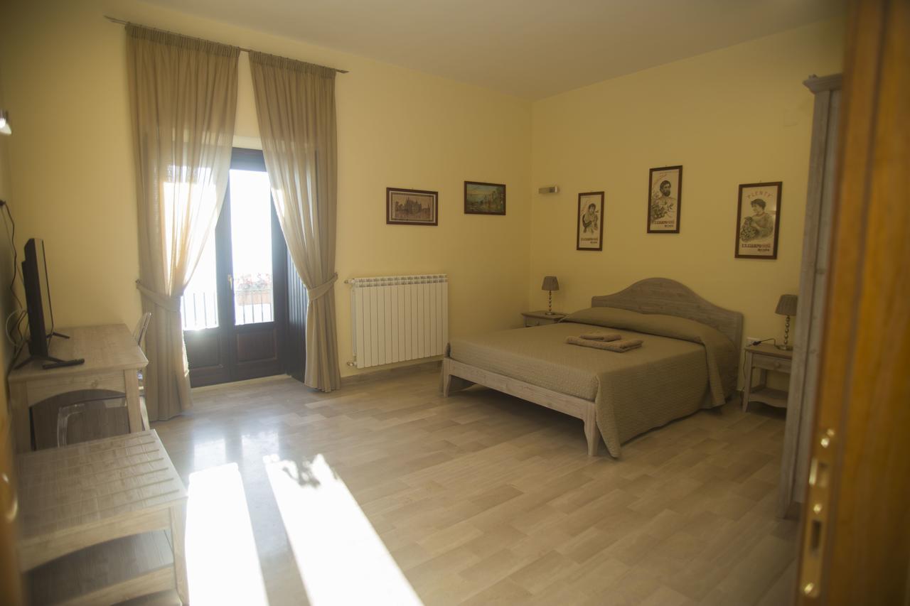 Bed and Breakfast L'Antico Monastero Sant'Agata di Puglia Exterior foto